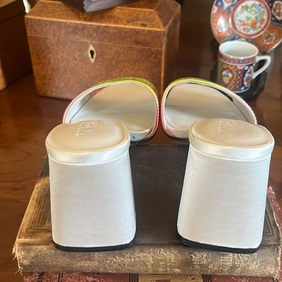 Karl Lagerfeld Paris Pera women's Rhinestone slides sandals - Picture 6 of 10